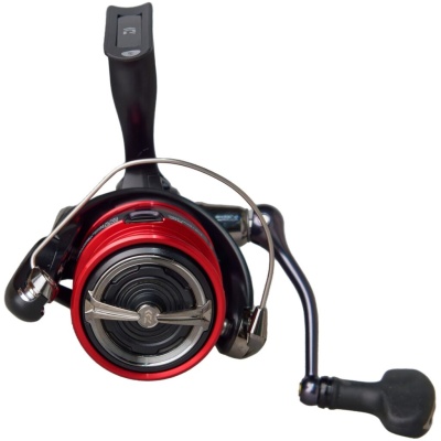 Безынерционная катушка Daiwa 23 NINJA LT3000-C