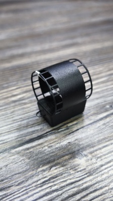 Кормушка Triton MG (закрыт.) 70г