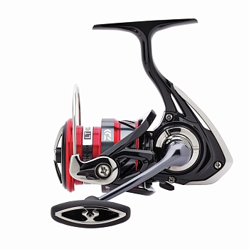 Безынерционная катушка Daiwa 18NINJA LT3000-С
