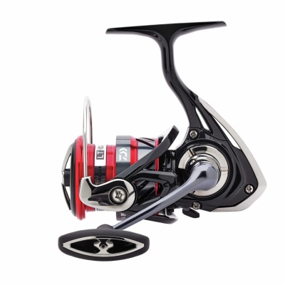 Безынерционная катушка Daiwa 18NINJA LT3000-С