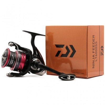 Безынерционная катушка Daiwa 23NINJA FEEDER LT6000SS